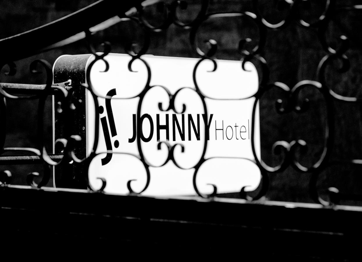 Johnny Hotel Baitulmaqdis Luaran gambar