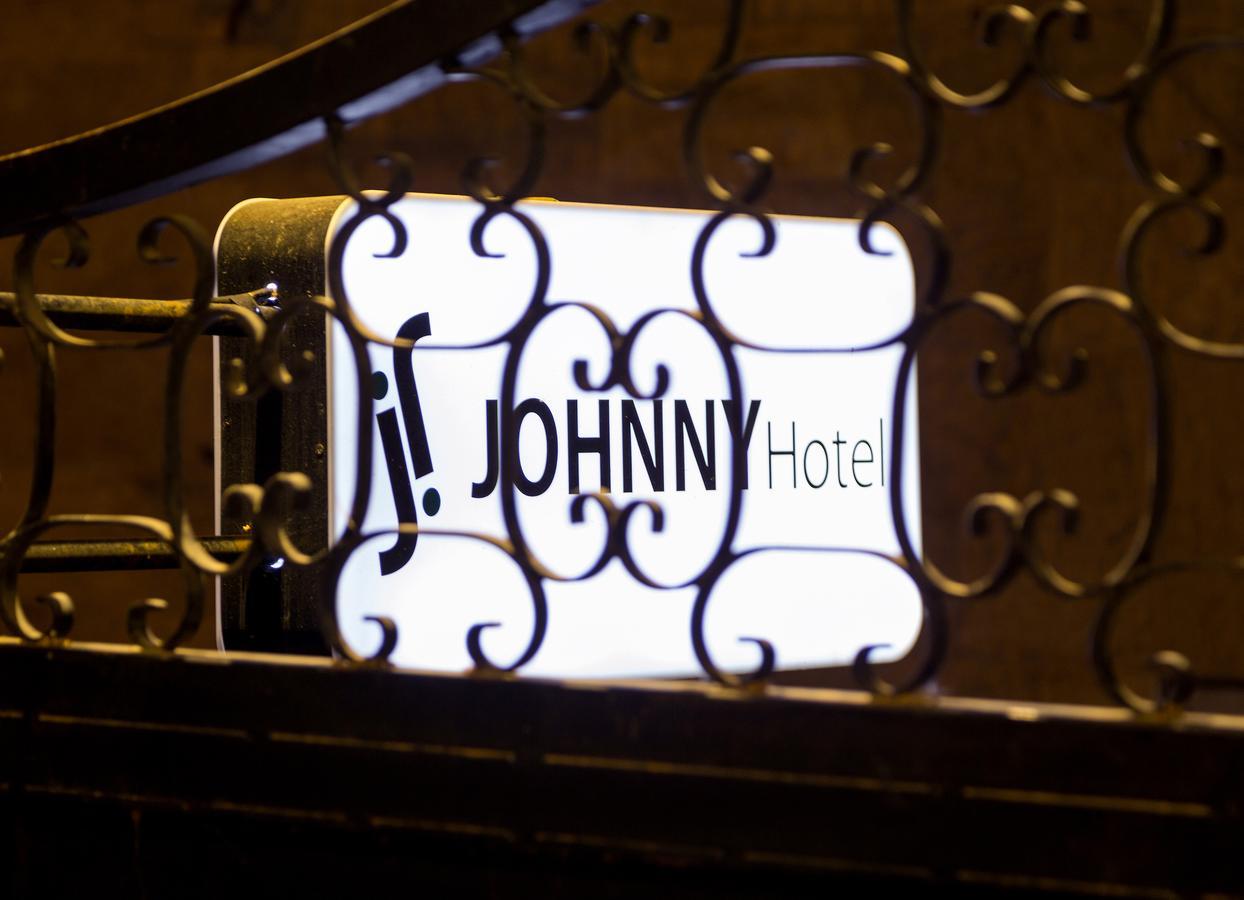 Johnny Hotel Baitulmaqdis Luaran gambar